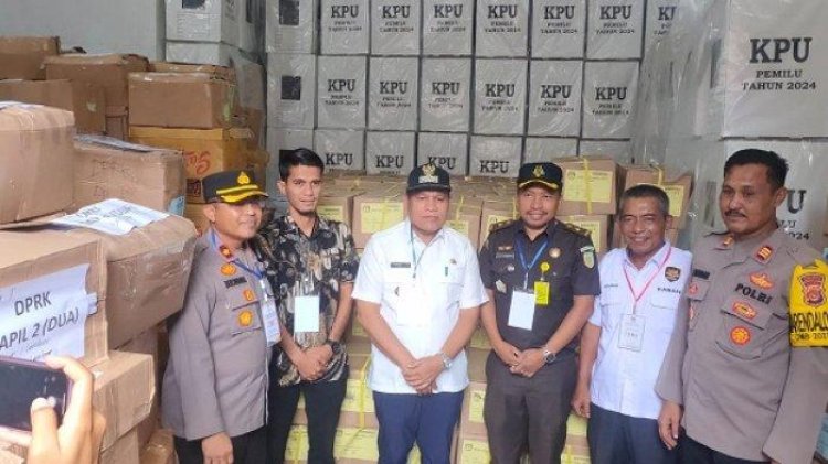 Kejaksaan Aceh Barat Daya Tinjau Sortir Kertas Suara Pemilu 2024