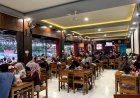 Warkop Dua Saudara Samahani yang Ramai dengan Kopi, Roti & Pulut Sarikaya