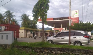 SPBU Susoh dengan Antirannya yang Tidak Mengular