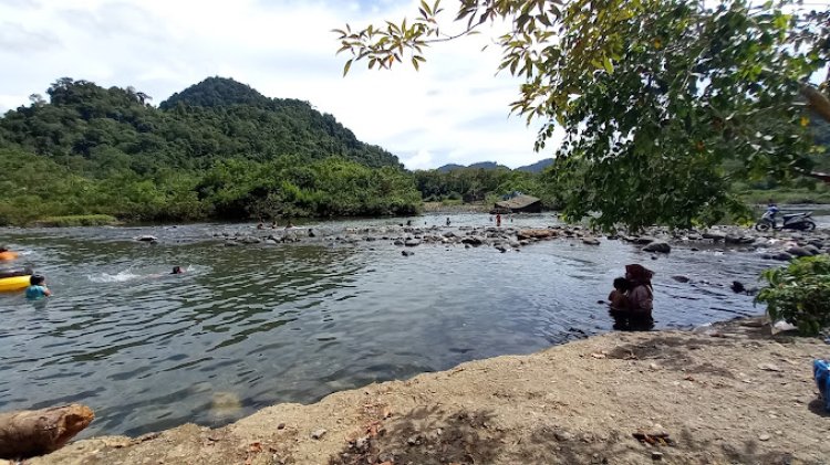 Wisata Alam Sarah yang Sejuk, Namun Banyak Sampah