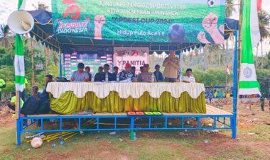 Camat Pulo Aceh Buka Turnamen Sepak Bola Apdesi Cup Tahun 2024