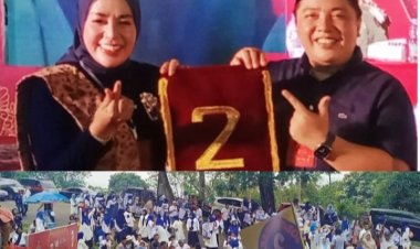 Pasangan Bundo Hj. Emiko - Irwan Disambut Antusias Ratusan Emak – Emak Saat Pengundian Nomor Urut