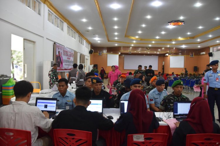 Satuan Brimob Polda Riau Gelar Bakti Sosial Donor Darah HUT KE - 79 Korps Brimob Polri