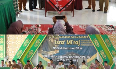 Bupati Siak, Alfedri Resmikan  Ruang Kelas Baru  Pondok Pesantren Madrasatul Qur'an