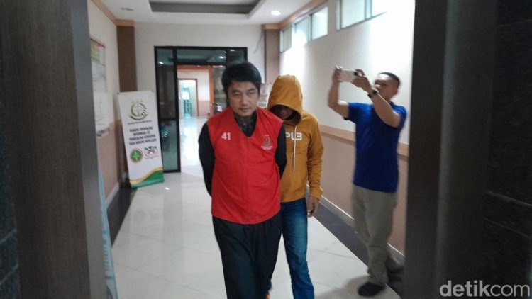 Pelaku Investasi Bodong di Kabupaten Ngada Diserahkan ke Jaksa