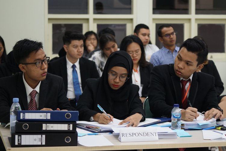 UPH dan UI Mewakili Indonesia di Ajang Kompetisi Moot Court Internasional.