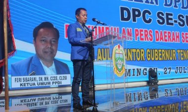 Ferry Sibarani Lantik Pengurus PPDI se-Sumut Periode 2025–2029: Tegaskan Peran Pers Sebagai Pilar Demokrasi