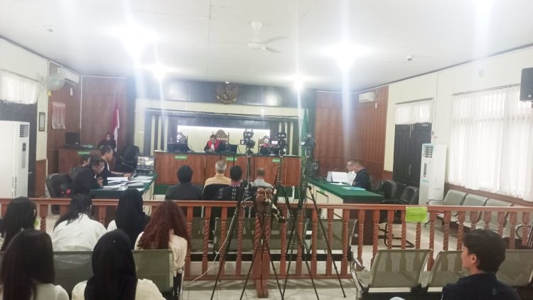 Potong Anggaran, Suap Auditor, Cuci Uang, Terima Fee Umrah,  Skandal Korupsi Berlapis Kab.Meranti