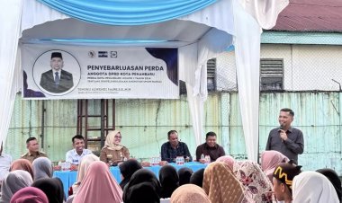 Tuntaskan Sosper di Dapil IV DPRD Pekanbaru. Tengku Azwendi Sosialisasikan Dua Perda Strategis di Tangkerang Utara